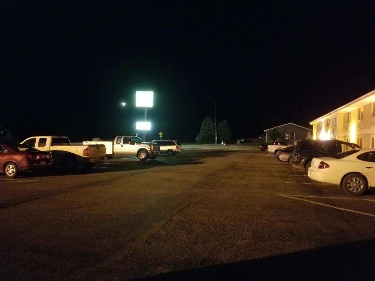 Bilmar Inn & Suites Dell Rapids Exterior foto